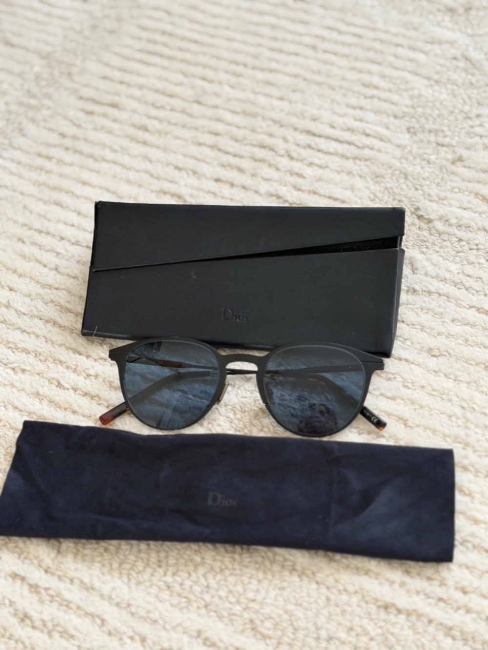 Dior Essential RU matte black sunglasses